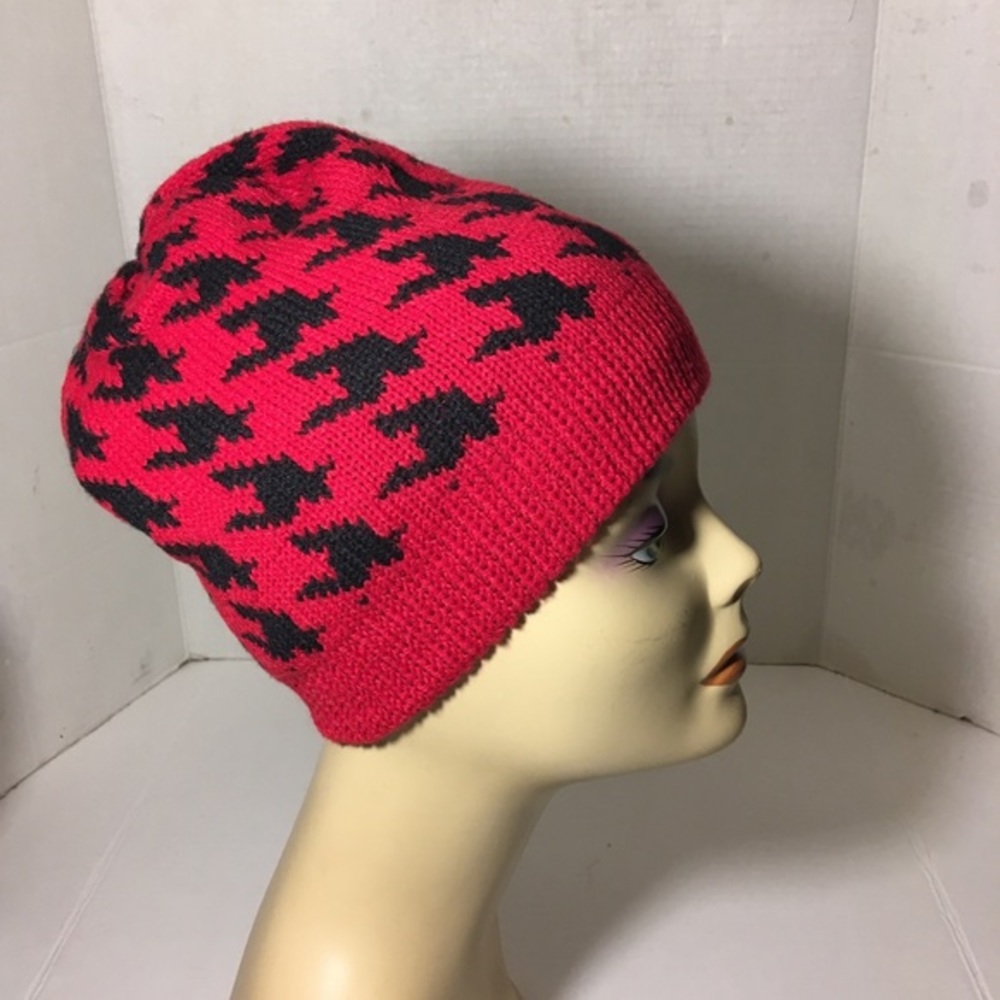Women’s Smart Set Houndstooth Print Knit Beanie